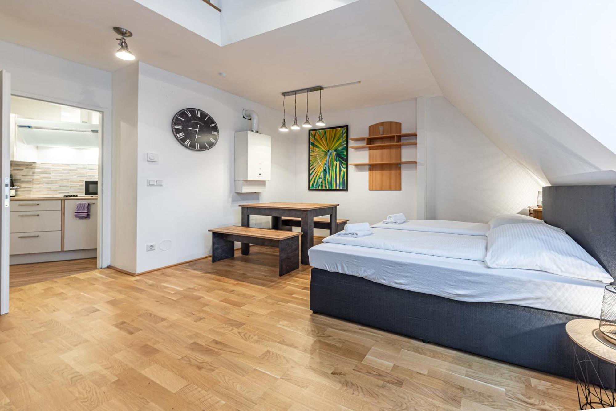 Penthouse Suites By Jr City Apartments ウィーン エクステリア 写真